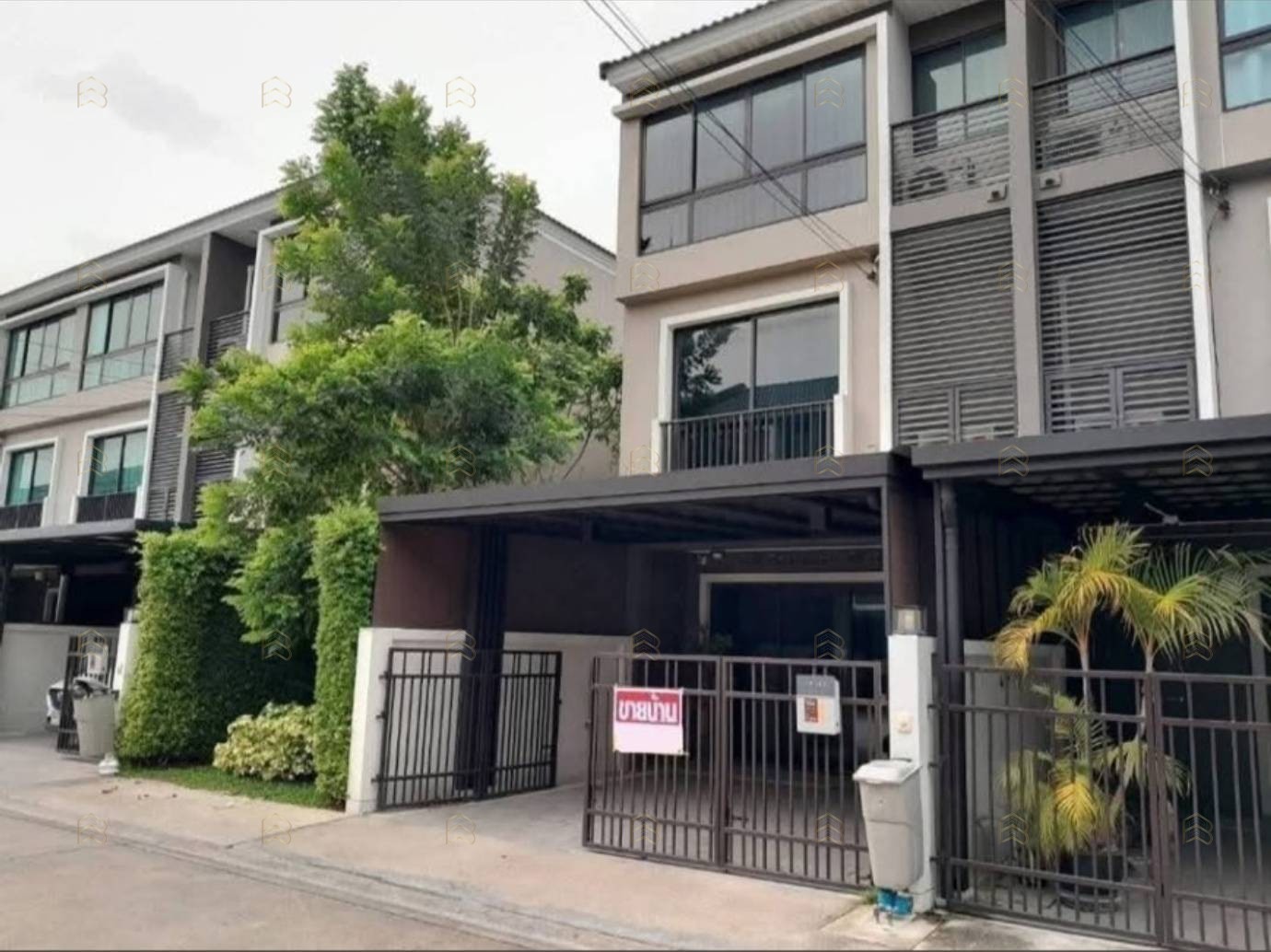 ขายทาวน์โฮม 3 ชั้น ศุภาลัย เออร์บานา แจ้งวัฒนะ-ปากเกร็ด 17.6 ตร.ว. ทำเลดี ใกล้ รร.สวนกุหลาบนนทบุรี - Image 2