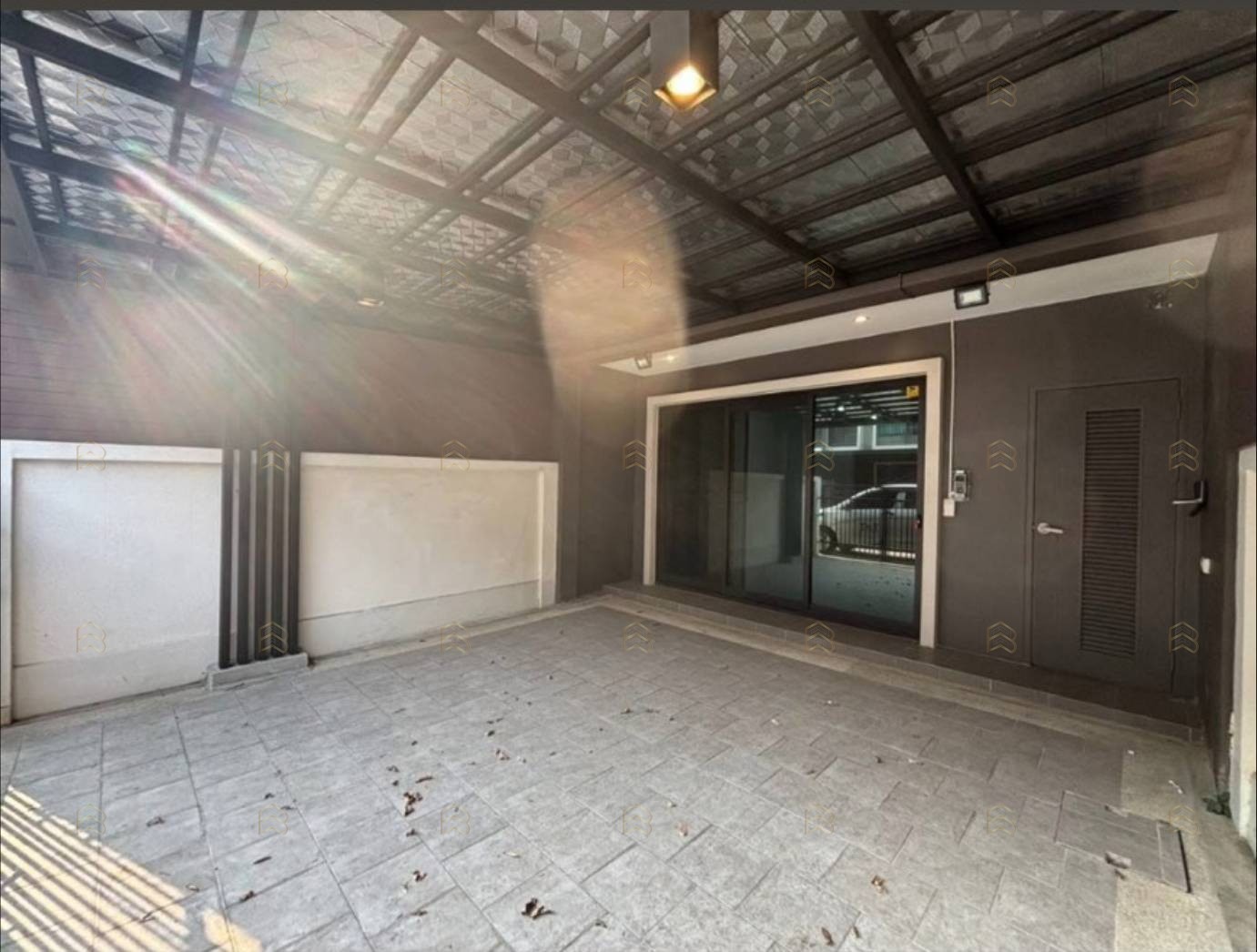 ขายทาวน์โฮม 3 ชั้น ศุภาลัย เออร์บานา แจ้งวัฒนะ-ปากเกร็ด 17.6 ตร.ว. ทำเลดี ใกล้ รร.สวนกุหลาบนนทบุรี - Image 4