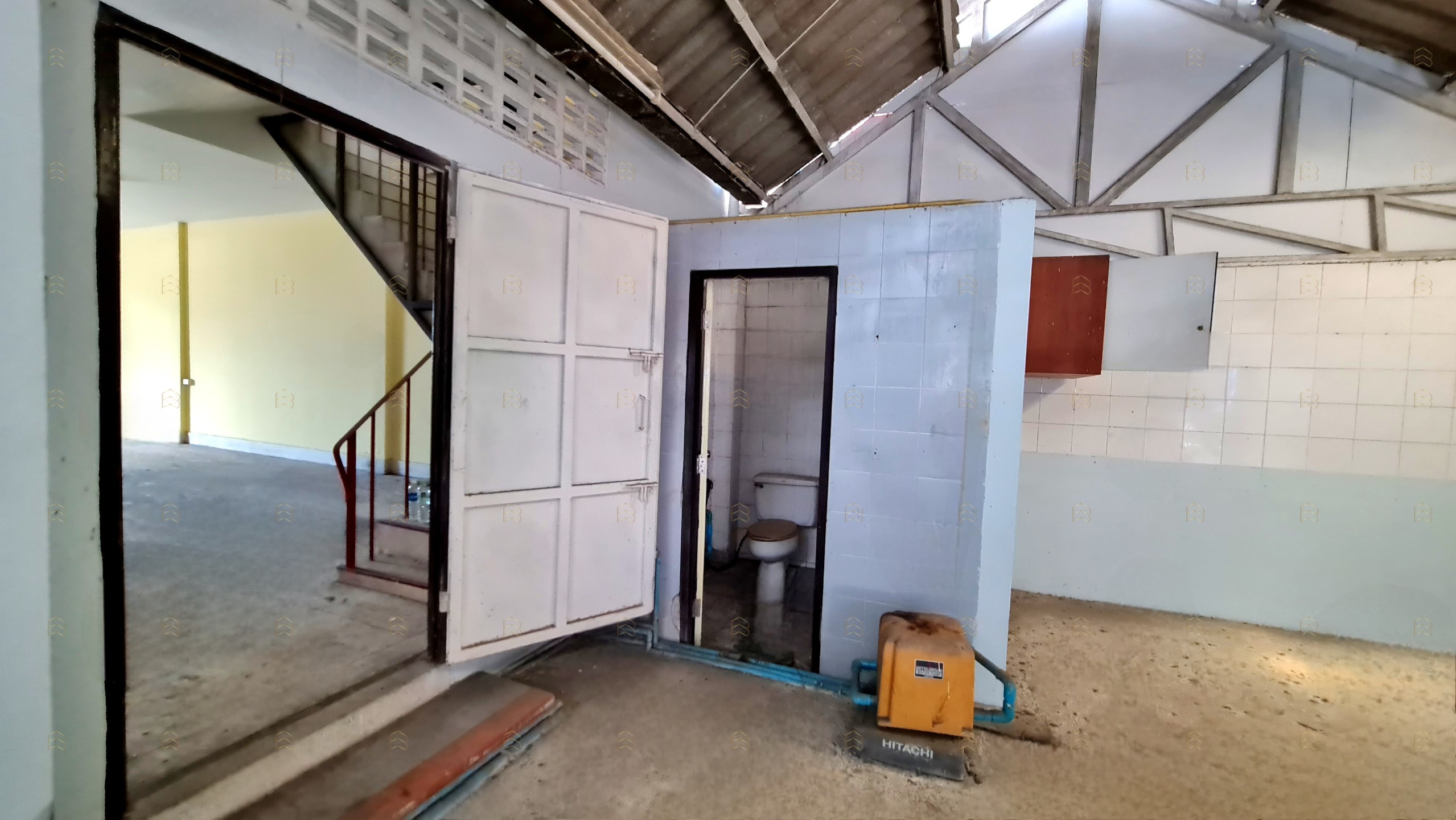 ขายตึกแถว 3 ชั้น 2 คูหาตีทะลุ หลังมุม มบ.สุขสันต์ 3 บางแค-หนองใหญ่ 42 ตร.ว. ทำเลค้าขายตรงข้าม 7-11 - Image 10