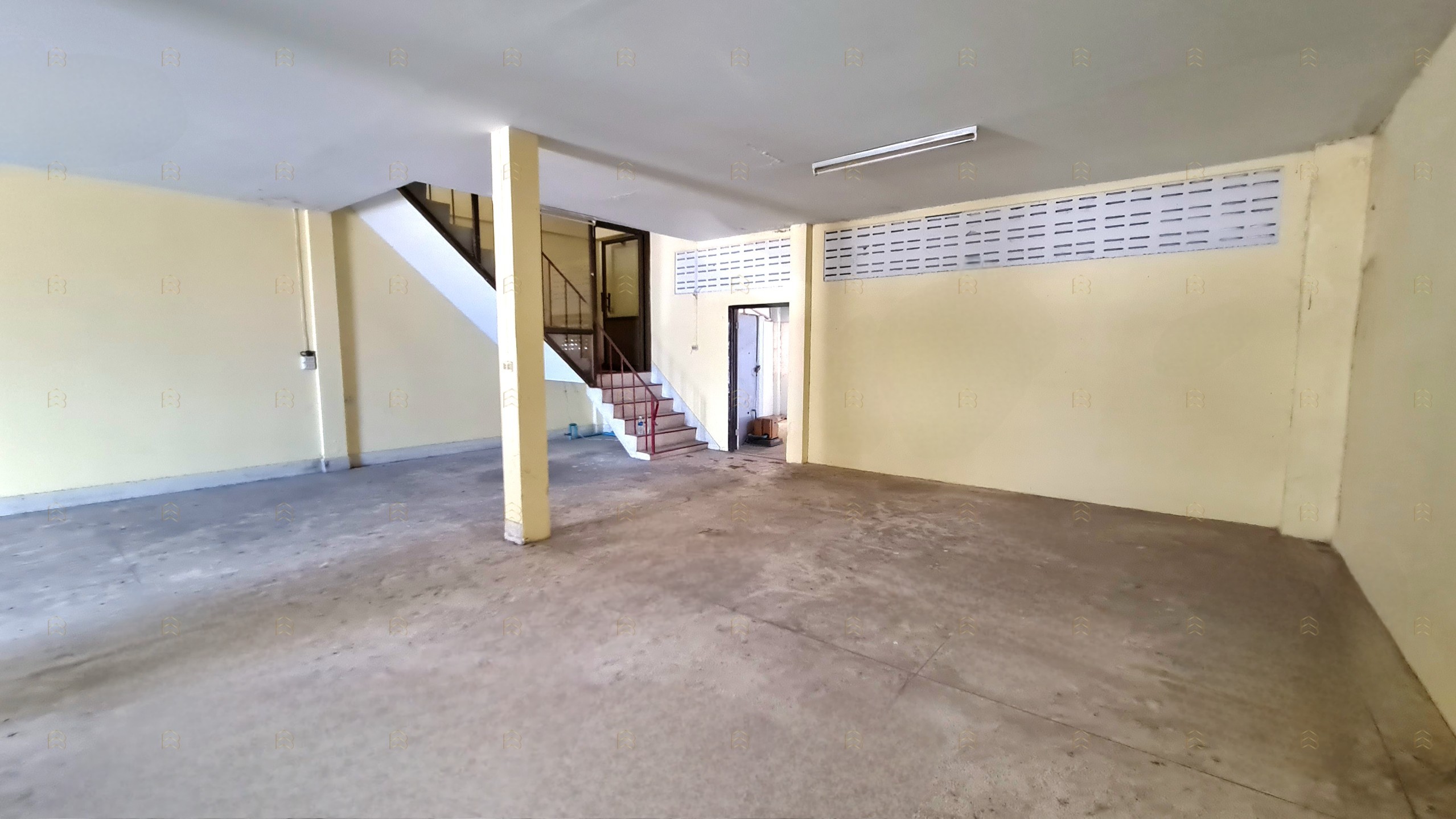 ขายตึกแถว 3 ชั้น 2 คูหาตีทะลุ หลังมุม มบ.สุขสันต์ 3 บางแค-หนองใหญ่ 42 ตร.ว. ทำเลค้าขายตรงข้าม 7-11 - Image 8