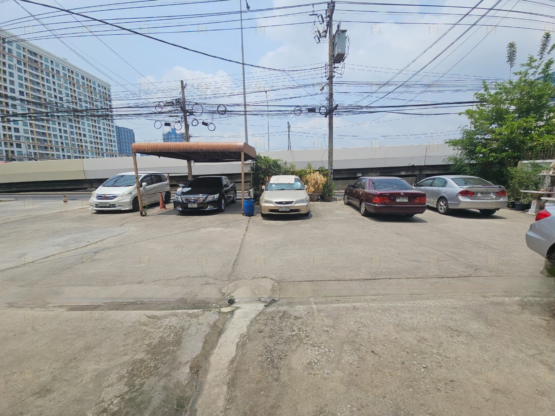 ขายตึกแถว 3.5 ชั้น ติดถนนรัชดาภิเษก-ตลาดพลู 22.6 ตร.ว. ตรงข้ามตลาดเฟิร์สวัน ใกล้ BTS - Image 10