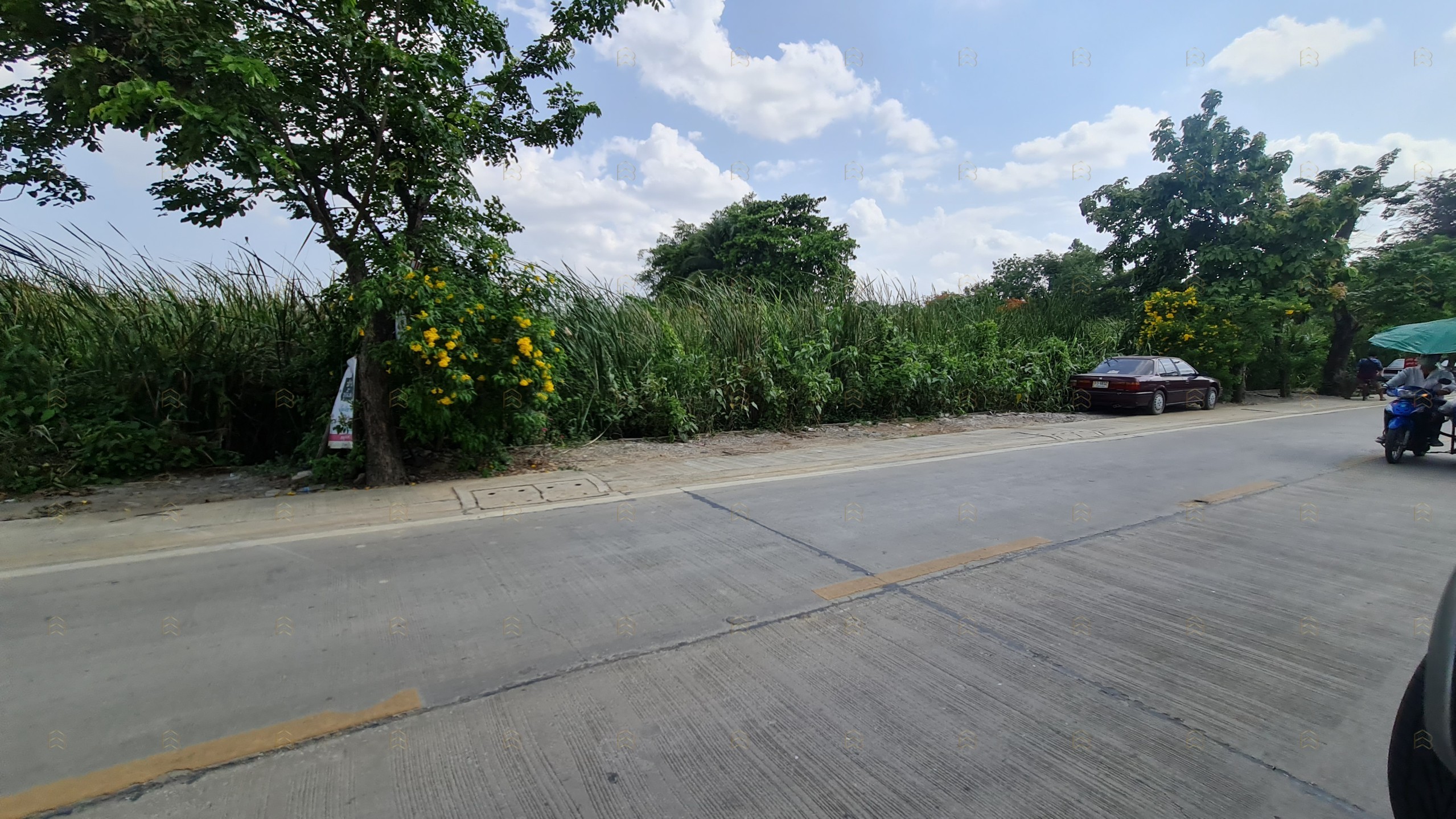 ขายที่ดินตลิ่งชัน 15 ไร่เศษ ติดถนนบางระมาด หน้ากว้าง 75 ม. ใกล้พุทธมณฑลสาย 1 และตลาดน้ำคลองลัดมะยม - Image 2