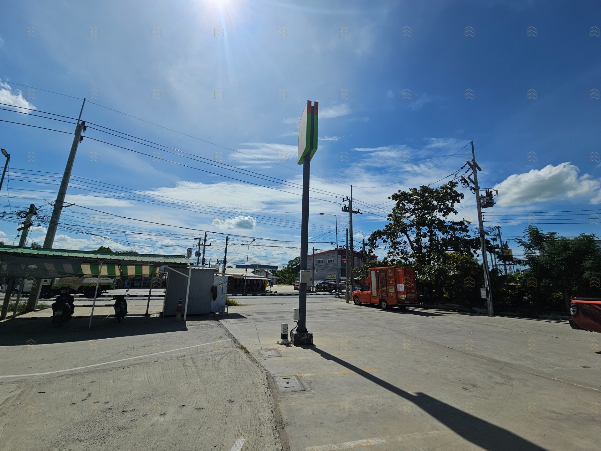 ให้เช่าอาคารร้านบิ๊กซีเก่า 200 ตร.ม. ทำเลทองสามแยกบ้านเบิก ศูนย์กลางความเจริญ - Image 7