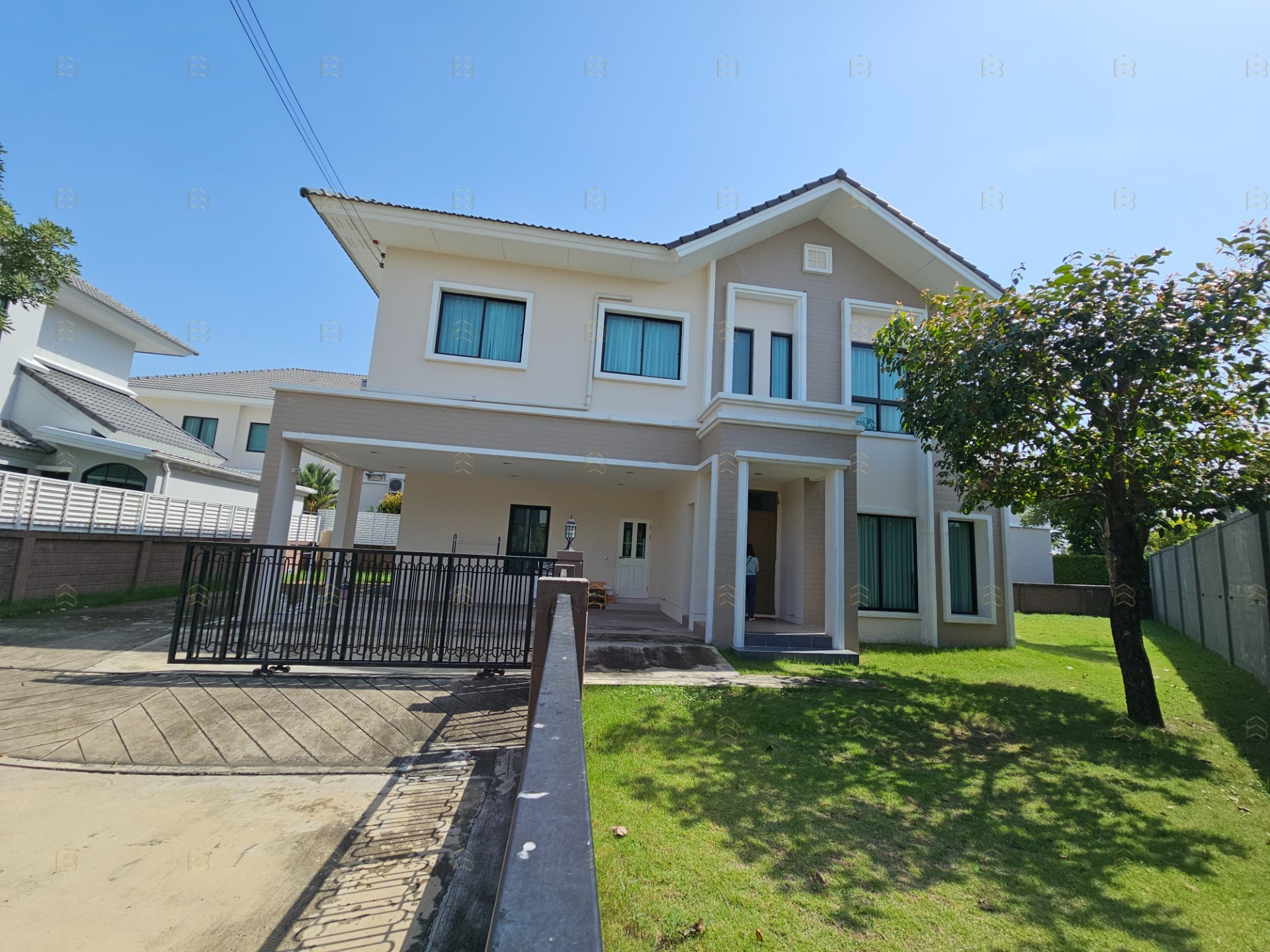 ขายและให้เช่า บ้านเดี่ยวลัดดารมย์ วงแหวน-รามอินทรา หลังริม 113.2 ตร.ว. ใกล้ทางด่วนจตุโชติ - Image 2