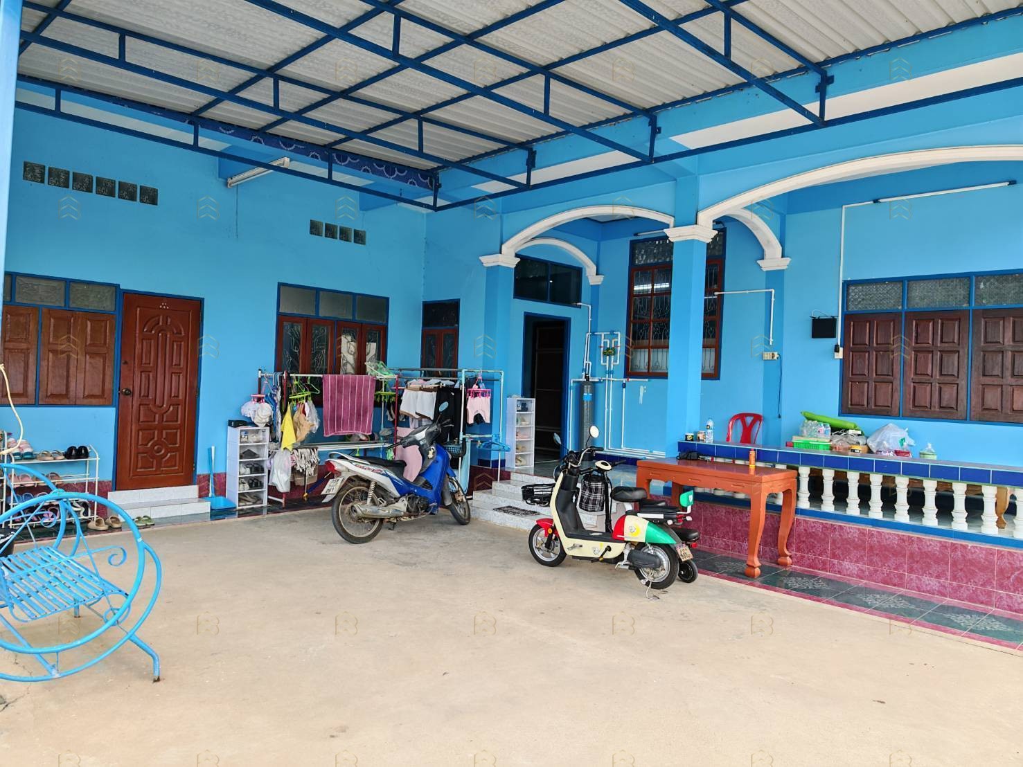 Best value in the area! Riverside estate with two houses on over 1 rai in Ang Thong - Image 7