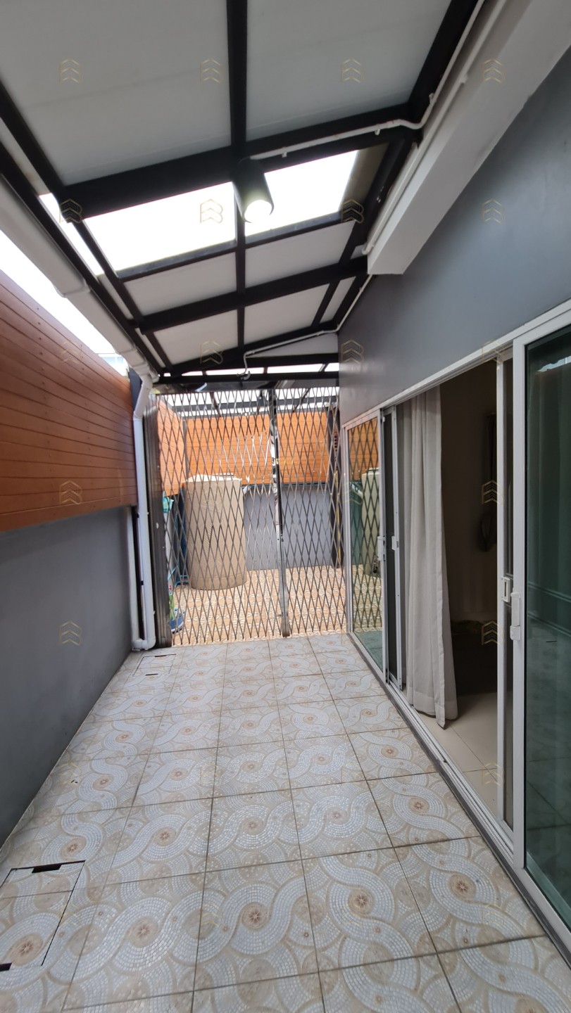 ให้เช่า! บ้านแฝด 3 ชั้น แกรนด์ ไอ-ดีไซน์ วิภาวดี หลังมุม แต่งหรู Built-in ครบ ใกล้สนามบินดอนเมือง - Image 7