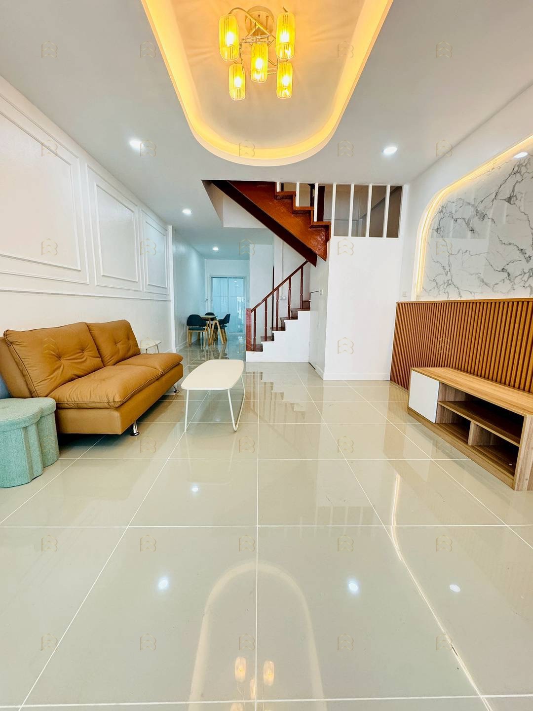 ขายทาวน์เฮ้าส์ 2 ชั้น หมู่บ้านนิวเวิลด์วิลล์ ถนน 340 บางบัวทอง ตกแต่งใหม่พร้อมอยู่ ฟรีโอน! - Image 5