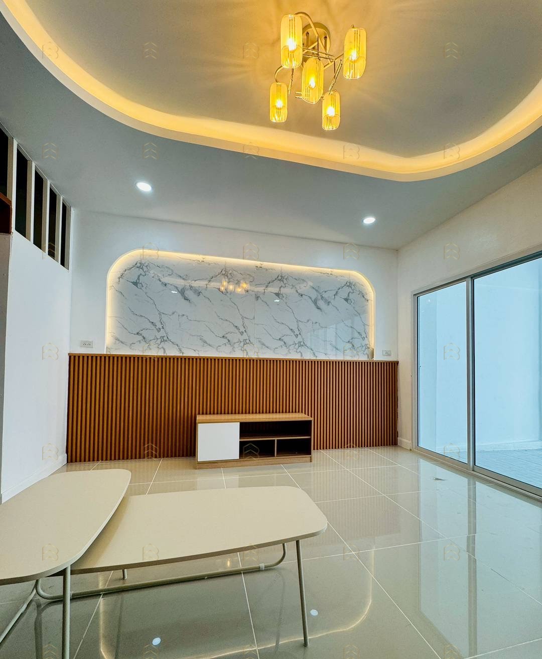 ขายทาวน์เฮ้าส์ 2 ชั้น หมู่บ้านนิวเวิลด์วิลล์ ถนน 340 บางบัวทอง ตกแต่งใหม่พร้อมอยู่ ฟรีโอน! - Image 9