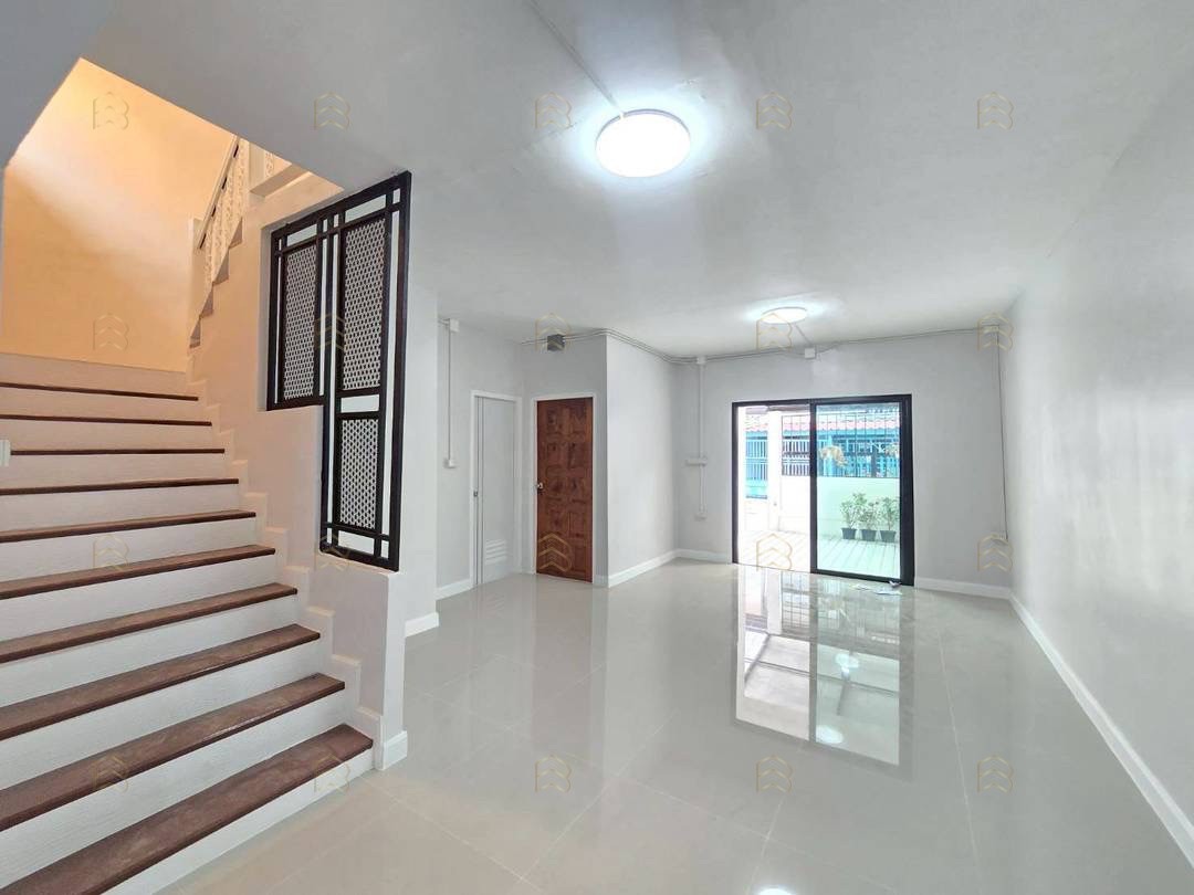 ขายทาวน์เฮาส์ 2 ชั้น พฤกษา 3 วัดลาดปลาดุก หน้ากว้าง 6 ม. แต่งใหม่ ใกล้สวนสาธารณะเพียง 20 เมตร - Image 9