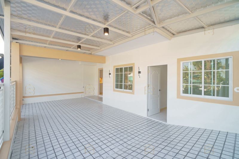 ขายทาวน์เฮ้าส์ชั้นเดียว หลังมุม หมู่บ้านพฤกษา 3 ทำเลทองสำหรับการค้าขาย เข้า-ออกได้ 2 ทาง ติดถนนเลียบคลองนายบาง - Image 3