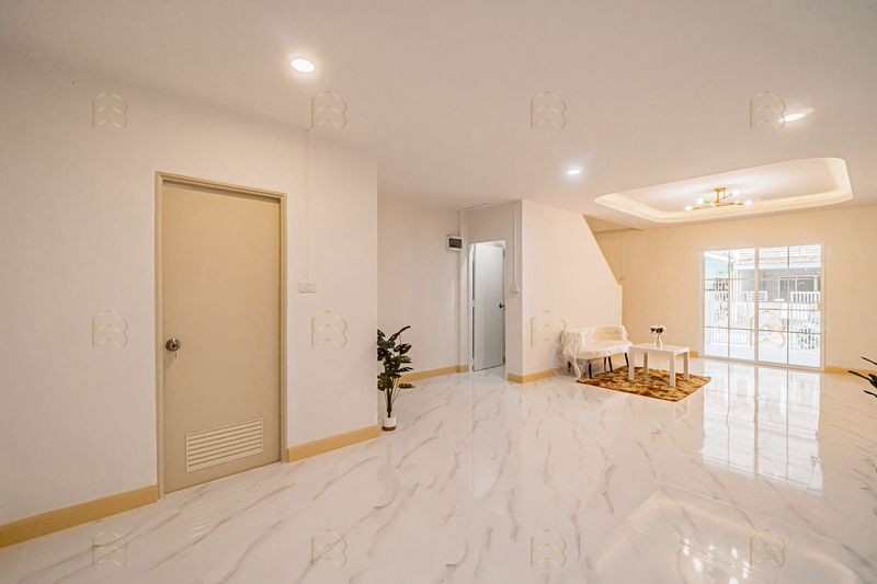 ขายทาวน์เฮาส์ 2 ชั้น หมู่บ้านบัวทอง 4 ถนนบ้านกล้วย-ไทรน้อย รีโนเวทใหม่ฟังก์ชัน 3 นอนพร้อมเทอเรส ทำเลดีใกล้ตลาด - Image 6