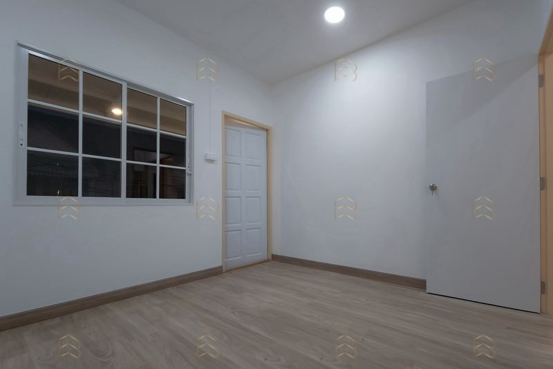 ขายทาวน์เฮาส์ณรงค์สุขนิเวศน์ เลี่ยงเมืองนนท์ 21 ตร.ว. 5 นอน เลขที่บ้านมงคล ฟรีโอน - Image 7