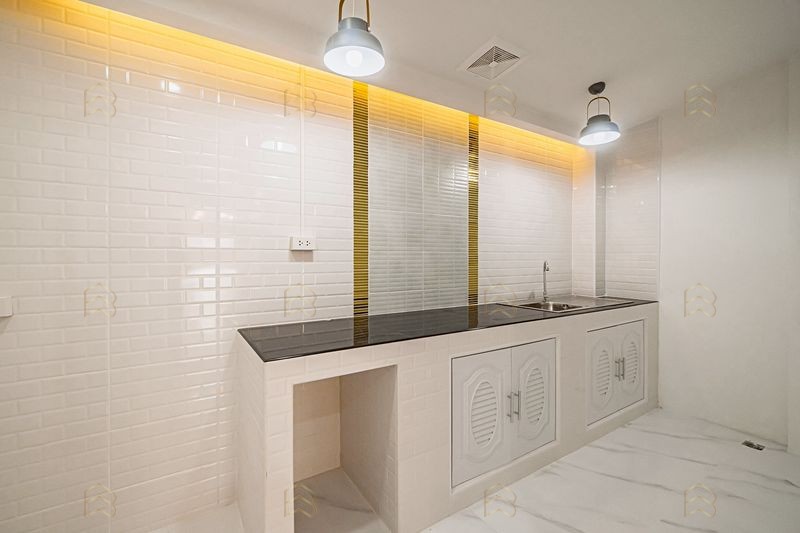 ขายทาวน์เฮาส์ 2 ชั้น หมู่บ้านบัวทอง 4 ถนนบ้านกล้วย-ไทรน้อย รีโนเวทใหม่ฟังก์ชัน 3 นอนพร้อมเทอเรส ทำเลดีใกล้ตลาด - Image 7