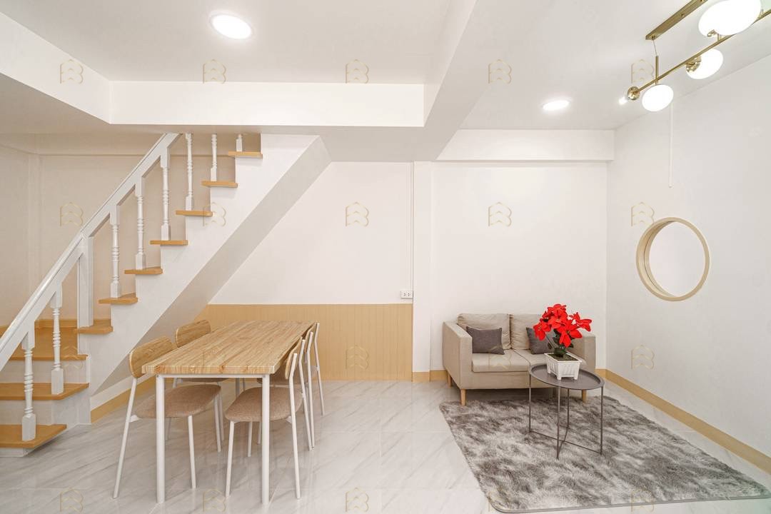 ขายทาวน์เฮาส์ 2 ชั้น ทำเลศักยภาพสนามบินน้ำ ซอยนนทบุรี 46 (ไทยยานนท์ 4) รีโนเวทใหม่สวยกริ๊บพร้อมเข้าอยู่ - Image 6