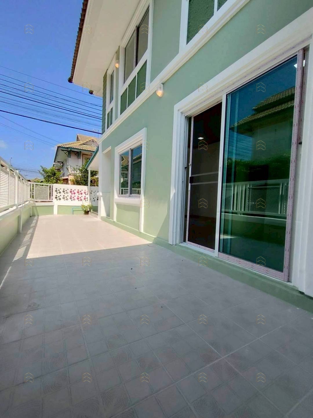 ขายทาวน์เฮาส์ 2 ชั้น พฤกษา 18/1 ซอยแก้วอินทร์-บางใหญ่ หลังมุม พื้นที่เยอะ 25.4 ตร.ว. แต่งใหม่พร้อมเคาน์เตอร์บาร์ - Image 10