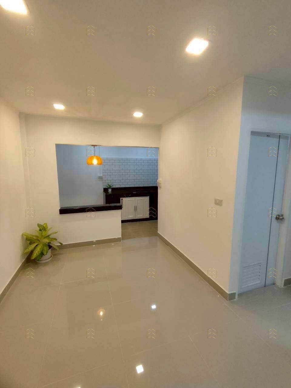 ขายทาวน์โฮม 3 ชั้น เกล้ารัตนา-ธนกาญจน์ บางใหญ่ รีโนเวทใหม่ ติด MRT สามแยกบางใหญ่ ใกล้ Westgate - Image 4