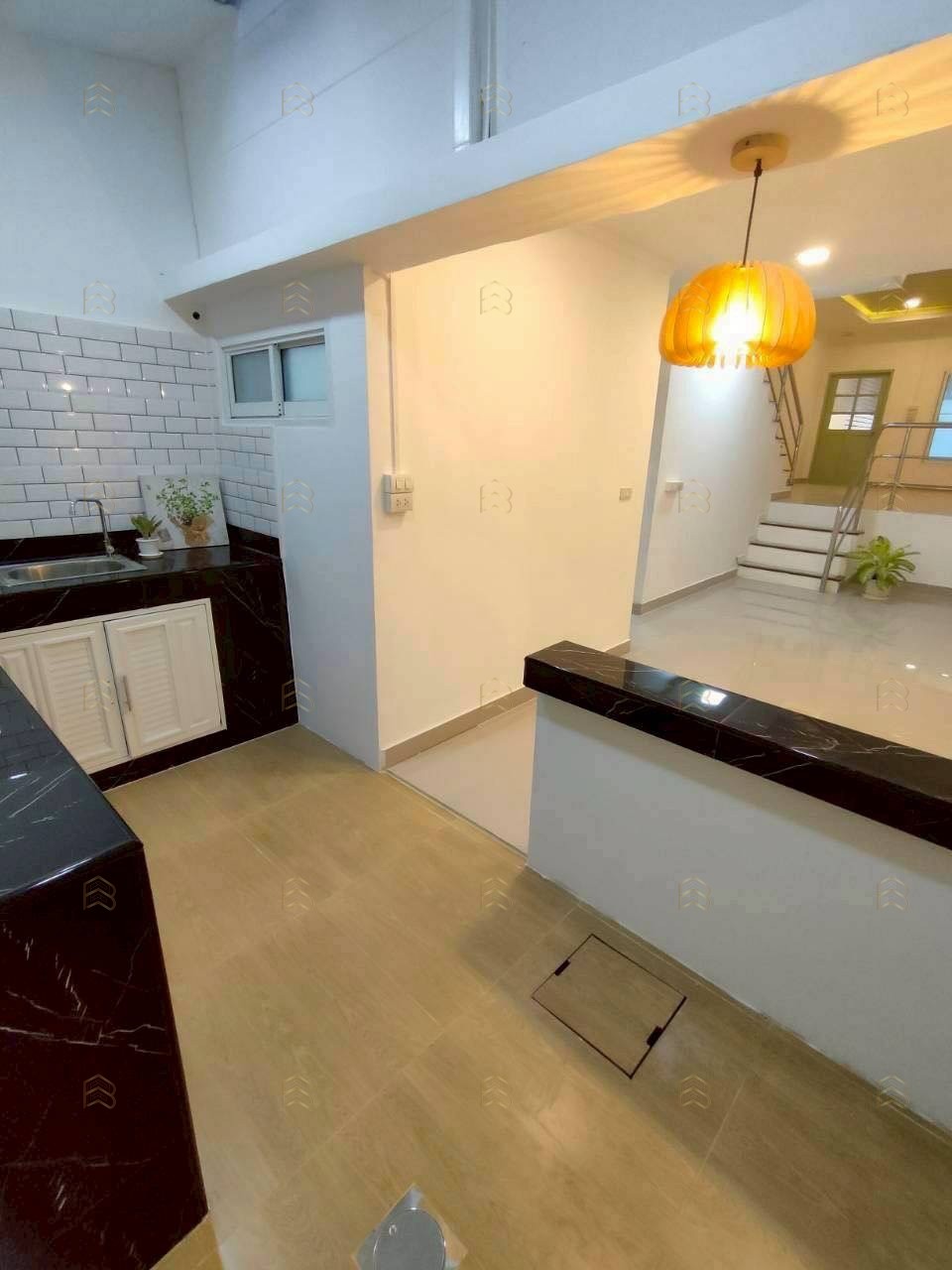 ขายทาวน์โฮม 3 ชั้น เกล้ารัตนา-ธนกาญจน์ บางใหญ่ รีโนเวทใหม่ ติด MRT สามแยกบางใหญ่ ใกล้ Westgate - Image 6