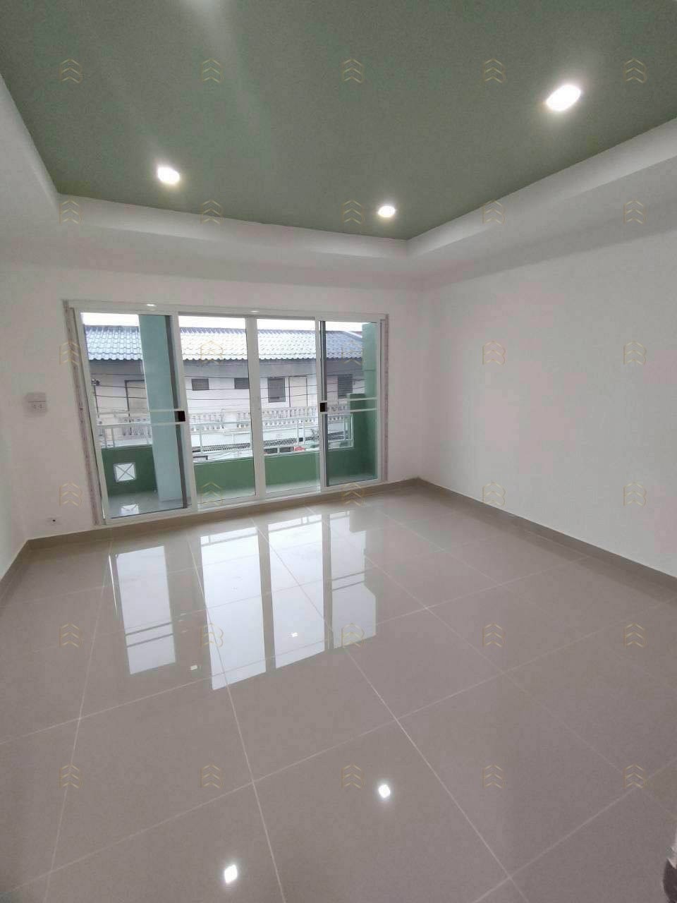 ขายทาวน์โฮม 3 ชั้น เกล้ารัตนา-ธนกาญจน์ บางใหญ่ รีโนเวทใหม่ ติด MRT สามแยกบางใหญ่ ใกล้ Westgate - Image 10