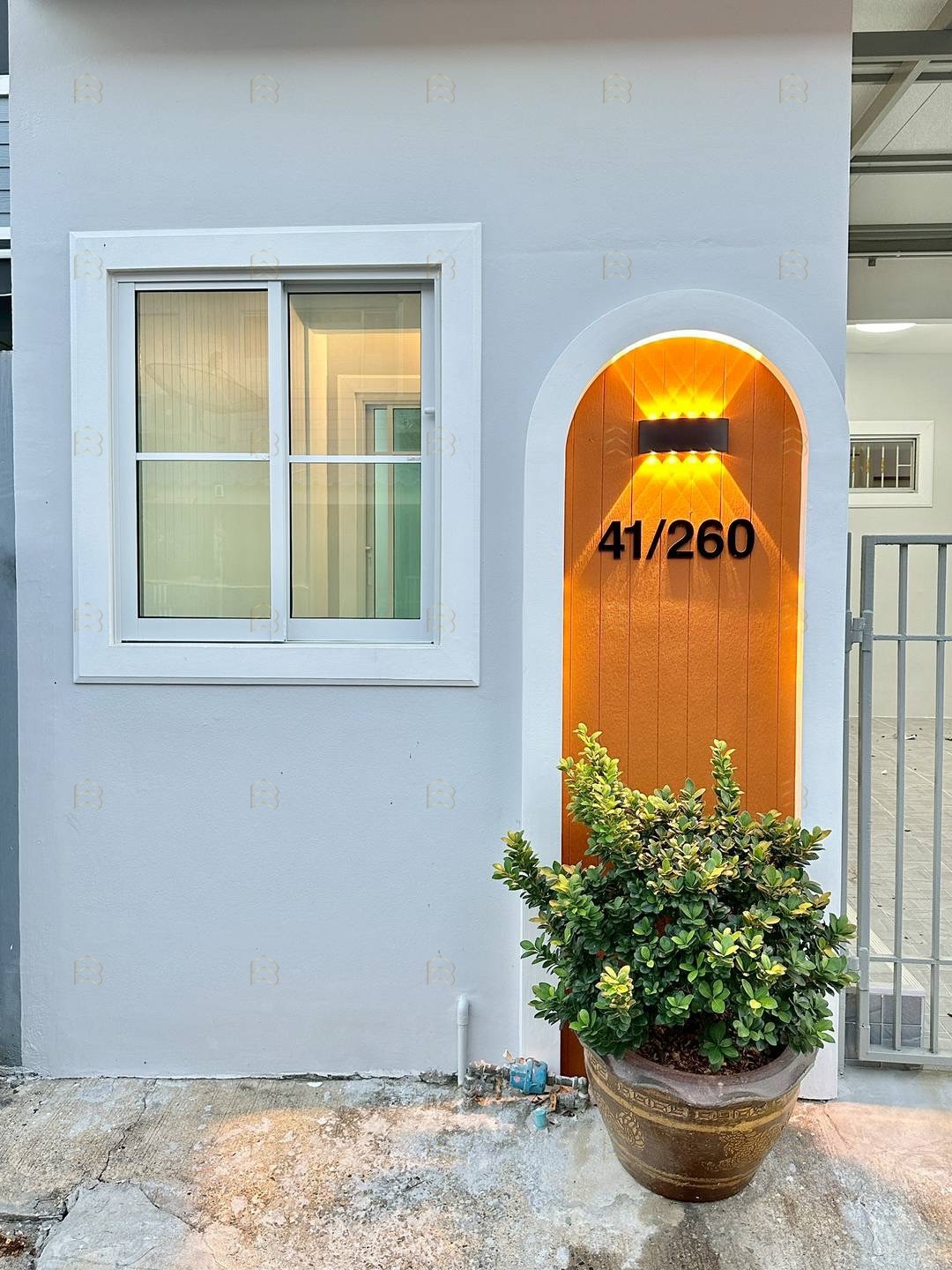 ขายทาวน์เฮ้าส์ 2 ชั้น พฤกษา 45 ถนนวัดลาดปลาดุก แต่งใหม่พร้อมอยู่ เดินทางสะดวก พิเศษเพิ่มได้เป็น 4 นอน! - Image 3