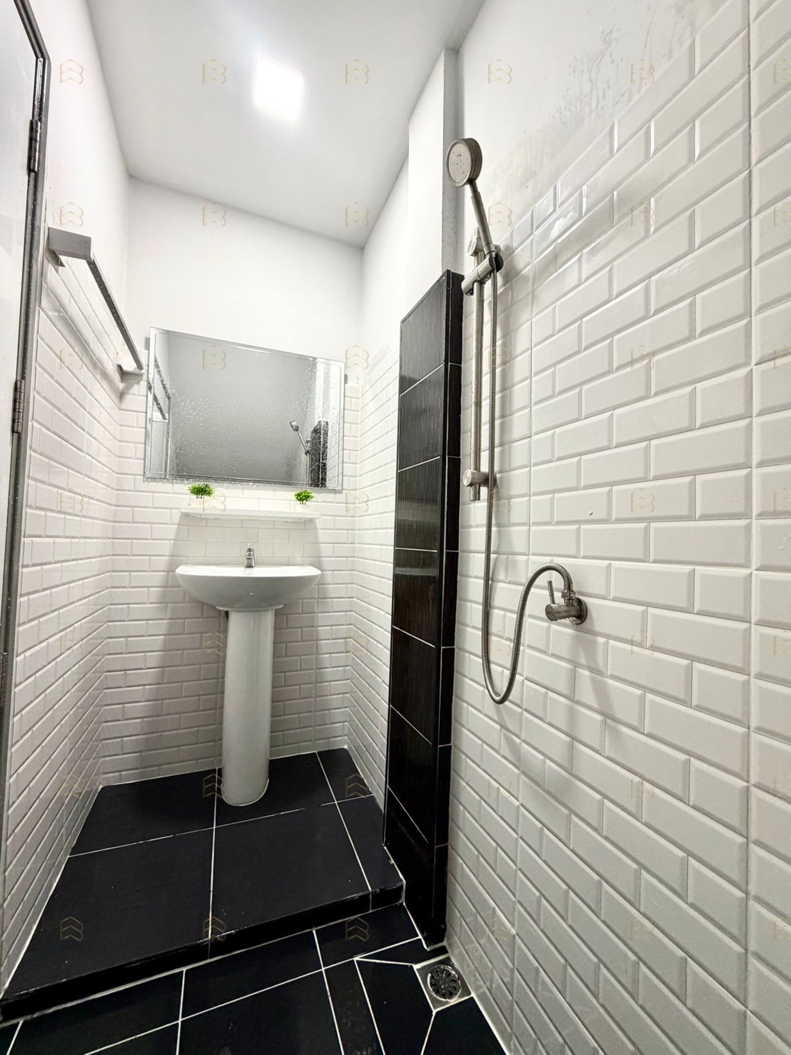 ขายทาวน์เฮาส์ 2 ชั้น หมู่บ้านเปี่ยมสุข ซอยวัดกู้-ปากเกร็ด ตกแต่งใหม่พร้อมอยู่ ทำเลดีใกล้เมืองทองธานี - Image 8