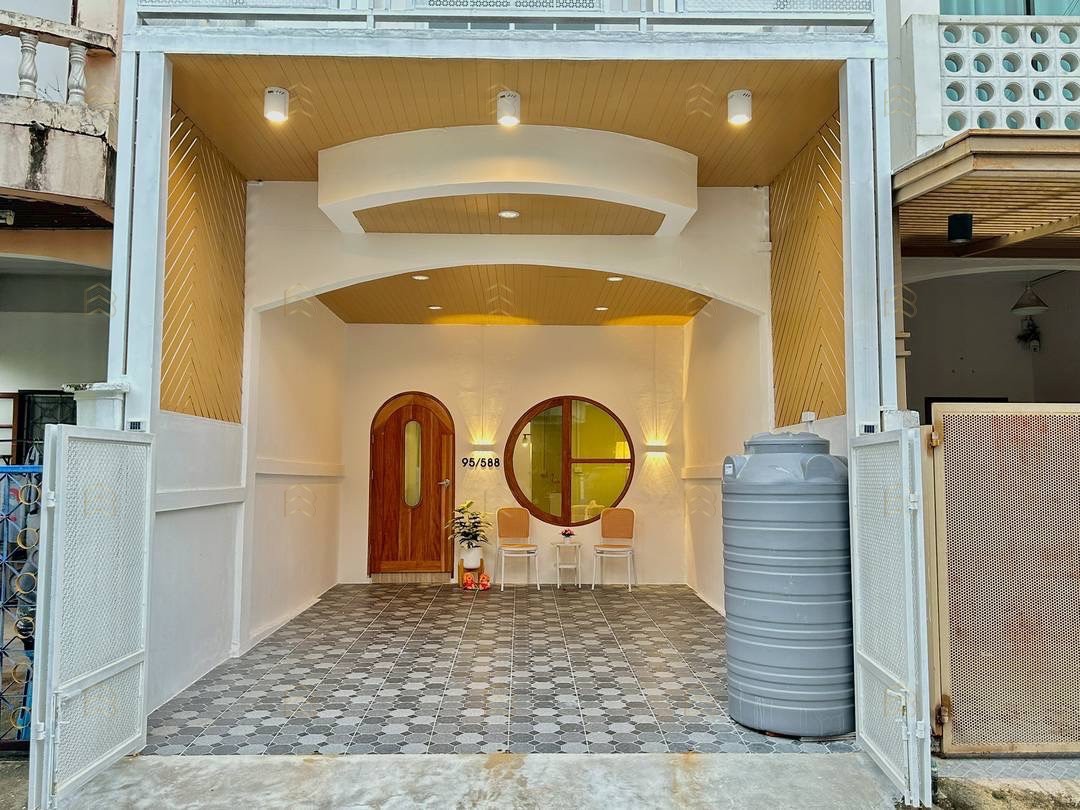 ขายทาวน์เฮาส์ 2 ชั้น หมู่บ้านบัวทอง 1 ติดรถไฟฟ้าสถานีคลองบางไผ่ ตกแต่งใหม่สไตล์มินิมอลคาเฟ่ - Image 4