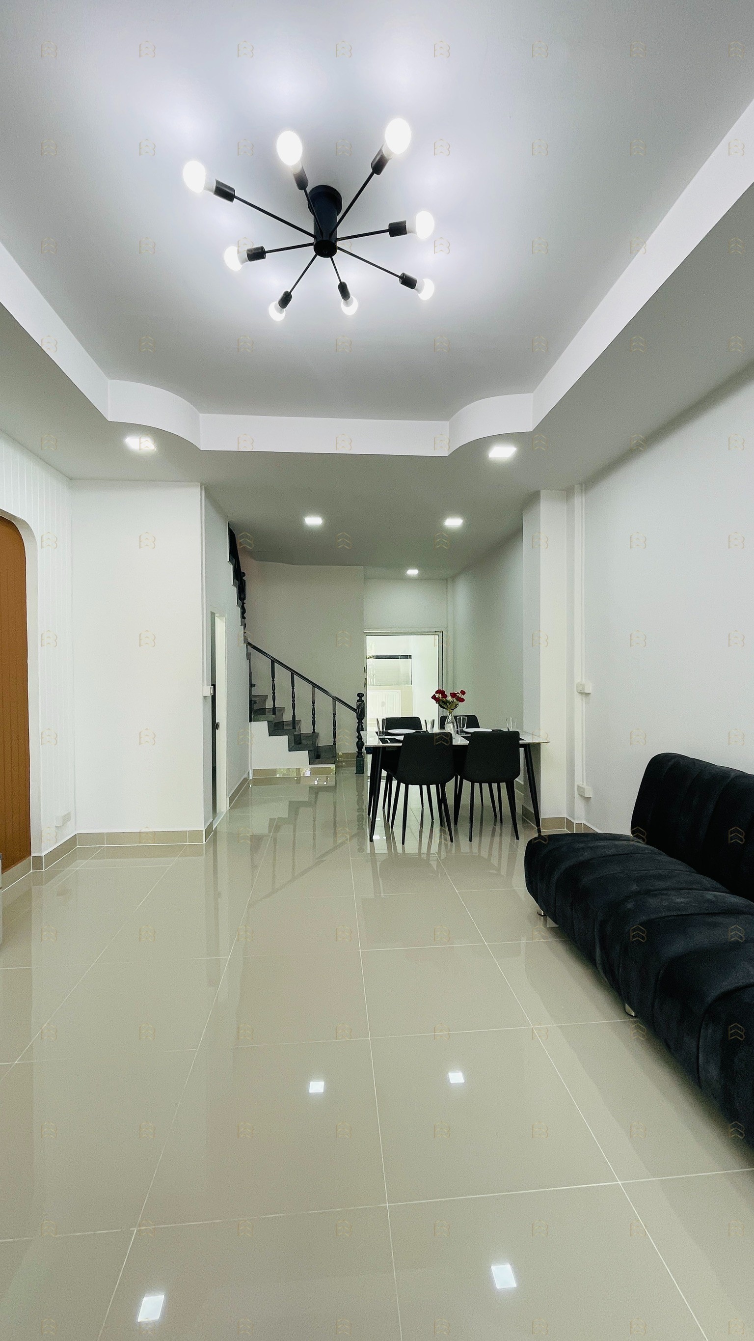 ขายทาวน์เฮาส์ 2 ชั้น สนามบินน้ำ ซอยนนทบุรี 42 ตกแต่งใหม่พร้อมอยู่ ทำเลดีใกล้กองสลาก - Image 8