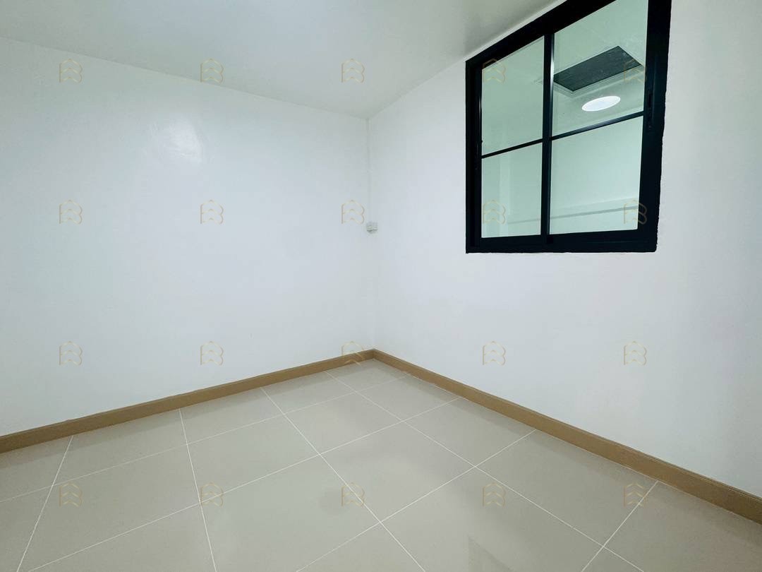 ขายทาวน์เฮาส์ชั้นเดียว หมู่บ้านพฤกษา 3 วัดลาดปลาดุก แต่งใหม่พร้อมอยู่ ทำเลค้าขายสะดวก ใกล้ตลาดและวินรถตู้ - Image 8