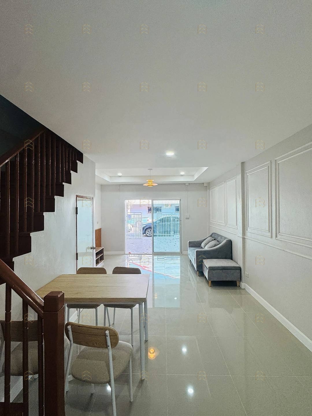 ขายทาวน์เฮ้าส์ 2 ชั้น ปิยวรารมย์ เฟส 2 ถนนบ้านกล้วย-ไทรน้อย ตกแต่งใหม่พร้อมอยู่ ถนนเมน - Image 5