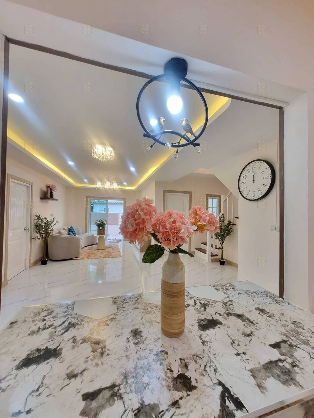 ขายบ้านแฝดหลังมุม พฤกษา 3 ริมคลอง 4 ถนนเมน 5 นอน 3 น้ำ ตกแต่งใหม่พร้อมเฟอร์นิเจอร์ Index - Image 3