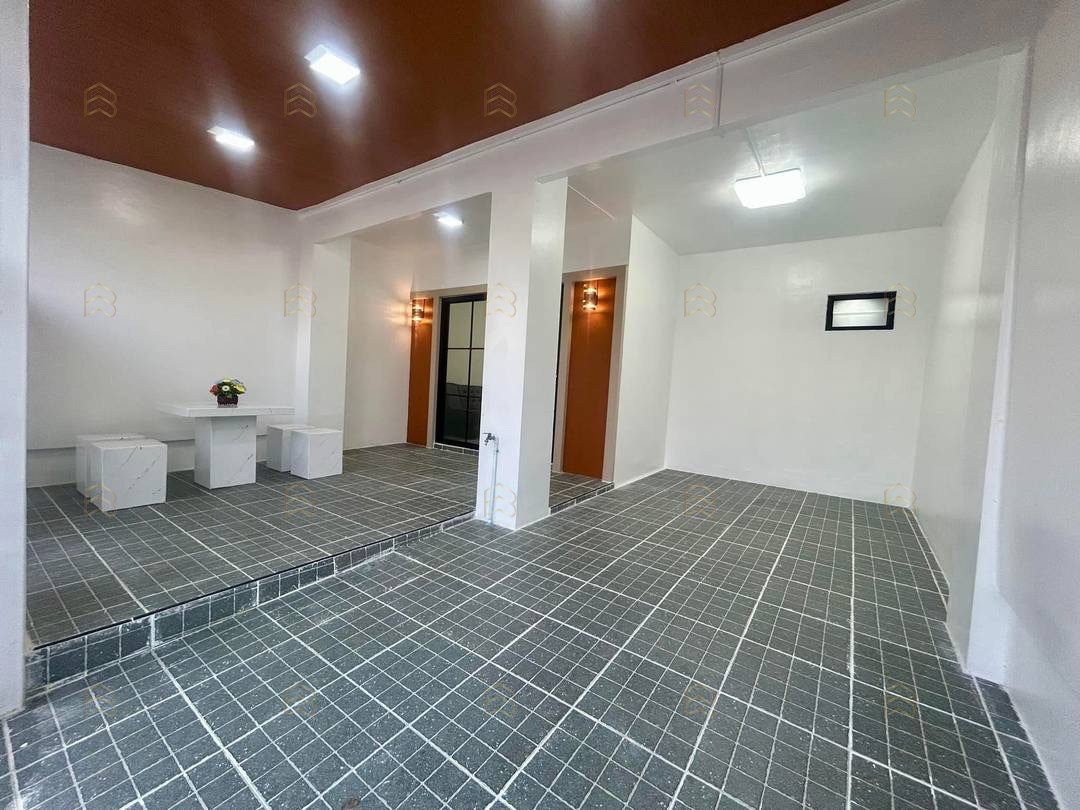 ขายทาวน์เฮ้าส์ 2 ชั้น พฤกษา 10 ถนนเมนค้าขายได้ หน้าสวนสาธารณะ หลังบ้านวิวทุ่งนา ลมเย็นสบาย - Image 2