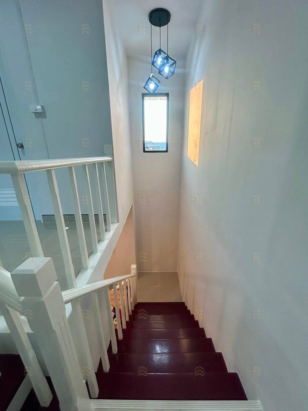 ขายทาวน์เฮ้าส์ 2 ชั้น พฤกษา 10 ถนนเมนค้าขายได้ หน้าสวนสาธารณะ หลังบ้านวิวทุ่งนา ลมเย็นสบาย - Image 9