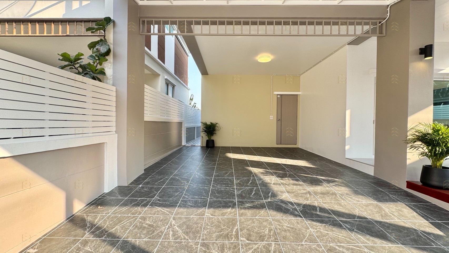 ขายบ้านแฝดไซส์ใหญ่ เติมรัก 5 ถนนเมน 42 ตร.ว. ตกแต่งใหม่พร้อมเฟอร์นิเจอร์ Index ครบชุด - Image 4