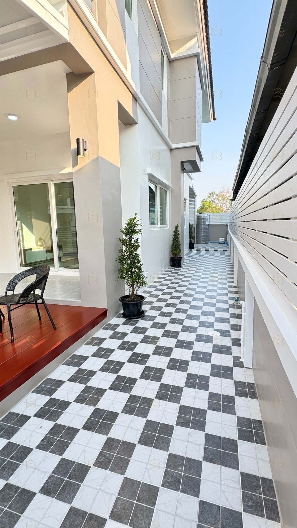 ขายบ้านแฝดไซส์ใหญ่ เติมรัก 5 ถนนเมน 42 ตร.ว. ตกแต่งใหม่พร้อมเฟอร์นิเจอร์ Index ครบชุด - Image 8