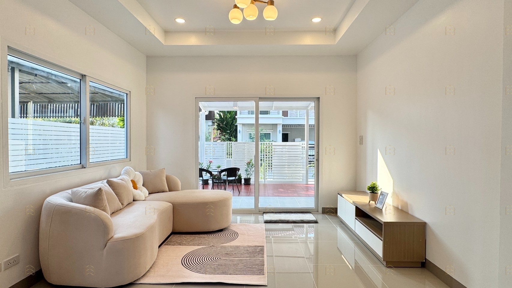 ขายบ้านแฝดไซส์ใหญ่ เติมรัก 5 ถนนเมน 42 ตร.ว. ตกแต่งใหม่พร้อมเฟอร์นิเจอร์ Index ครบชุด - Image 9