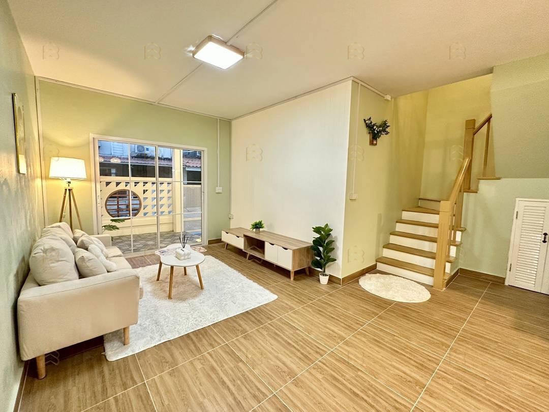 ขายทาวน์เฮาส์ 2 ชั้น หมู่บ้านพฤกษา 37 สไตล์ Minimal ตกแต่งใหม่พร้อมอยู่ ใกล้มอเตอร์เวย์ M81 - Image 3