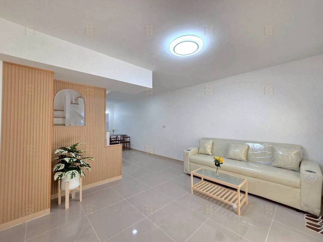 ขายทาวน์เฮาส์ 2 ชั้น หมู่บ้านสิรารมย์ บ้านกล้วย-ไทรน้อย โครงการแลนด์&เฮ้าส์ แต่งใหม่พร้อมอยู่ ฟรีโอน! - Image 4