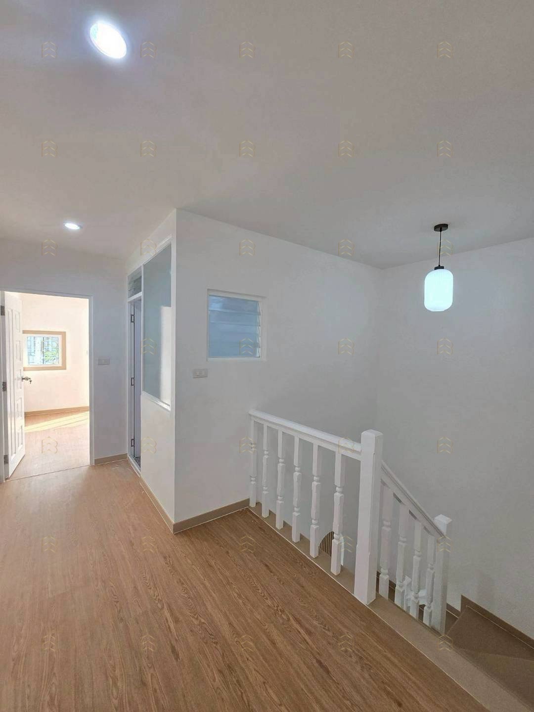 ขายทาวน์เฮาส์ 2 ชั้น หมู่บ้านสิรารมย์ บ้านกล้วย-ไทรน้อย โครงการแลนด์&เฮ้าส์ แต่งใหม่พร้อมอยู่ ฟรีโอน! - Image 5