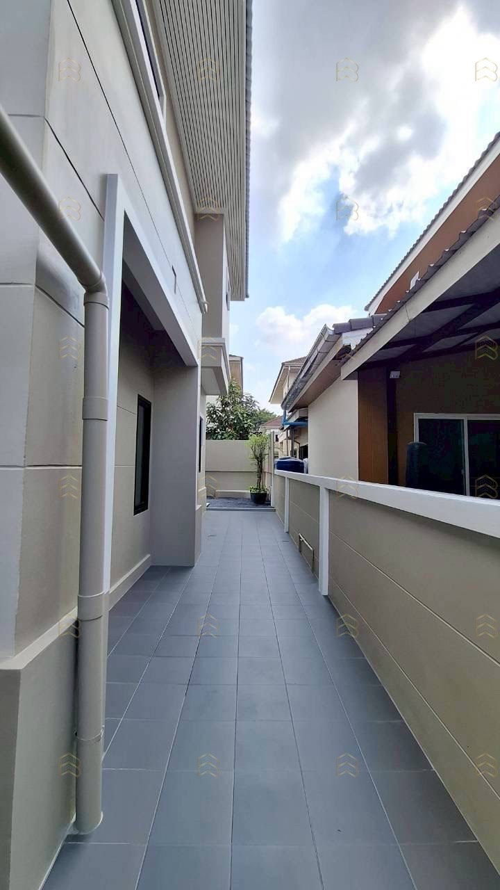 ขายบ้านเดี่ยวหลังมุม กาญจนลักษณ์ 3 ติดถนนกาญจนาภิเษก 66.7 ตร.ว. 5 นอน 3 น้ำ ใกล้ รร.เทพศิรินทร์ - Image 4