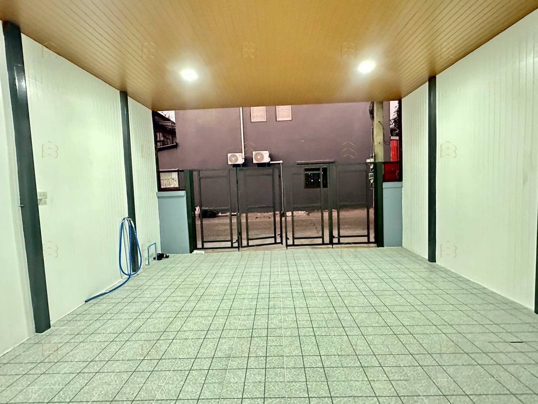 ขายทาวน์เฮาส์ 2 ชั้น จันทิมาธานี ติดถนนใหญ่กาญจนาภิเษก ติดรถไฟฟ้าคลองบางไผ่ 22.5 ตร.ว. แต่งใหม่พร้อมอยู่ - Image 4