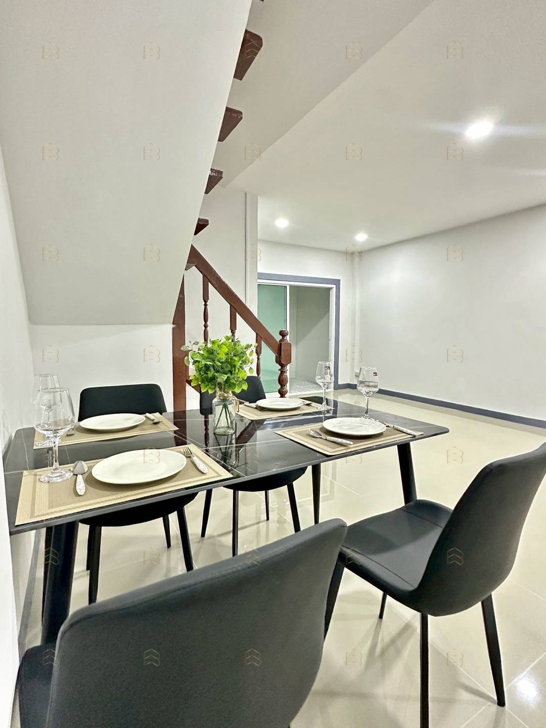 ขายทาวน์เฮาส์ 2 ชั้น จันทิมาธานี ติดถนนใหญ่กาญจนาภิเษก ติดรถไฟฟ้าคลองบางไผ่ 22.5 ตร.ว. แต่งใหม่พร้อมอยู่ - Image 9