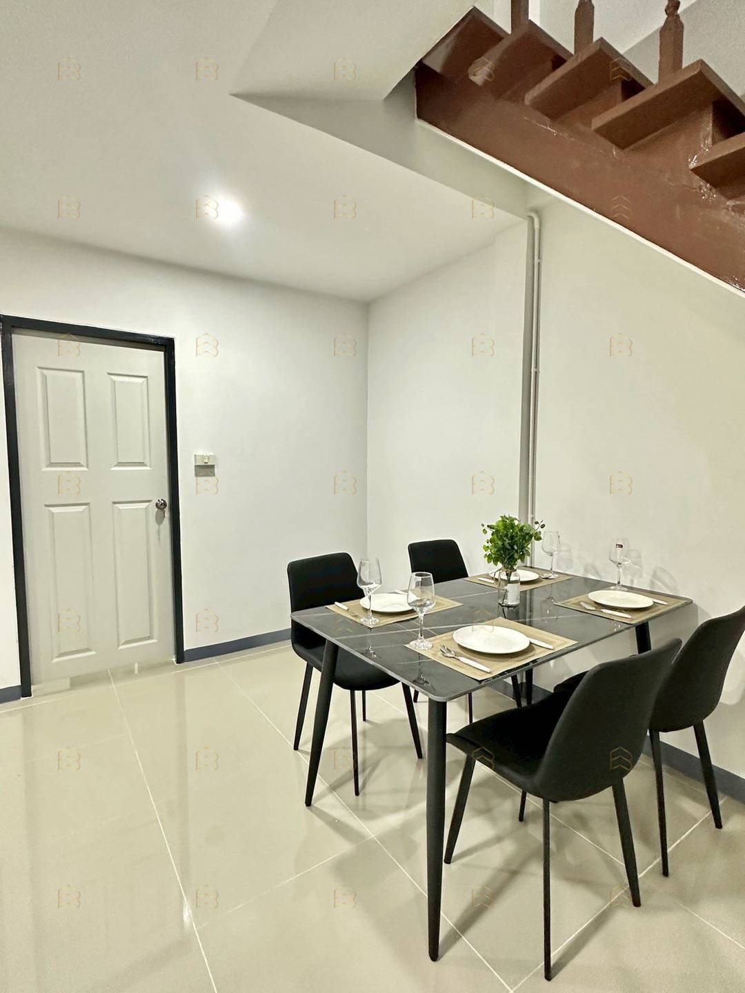 ขายทาวน์เฮาส์ 2 ชั้น จันทิมาธานี ติดถนนใหญ่กาญจนาภิเษก ติดรถไฟฟ้าคลองบางไผ่ 22.5 ตร.ว. แต่งใหม่พร้อมอยู่ - Image 10