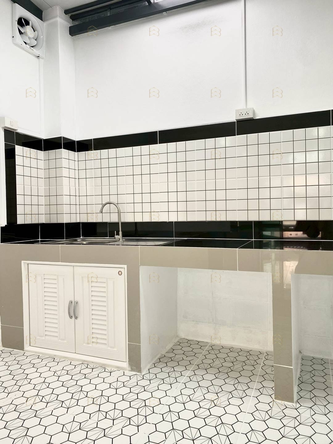 ขายทาวน์เฮาส์ 2 ชั้น หมู่บ้านนันทิชา 3/8 บางบัวทอง แต่งใหม่ทั้งหลัง มีระเบียงรับลม ทำเลใกล้บิ๊กซีไทรน้อย - Image 8