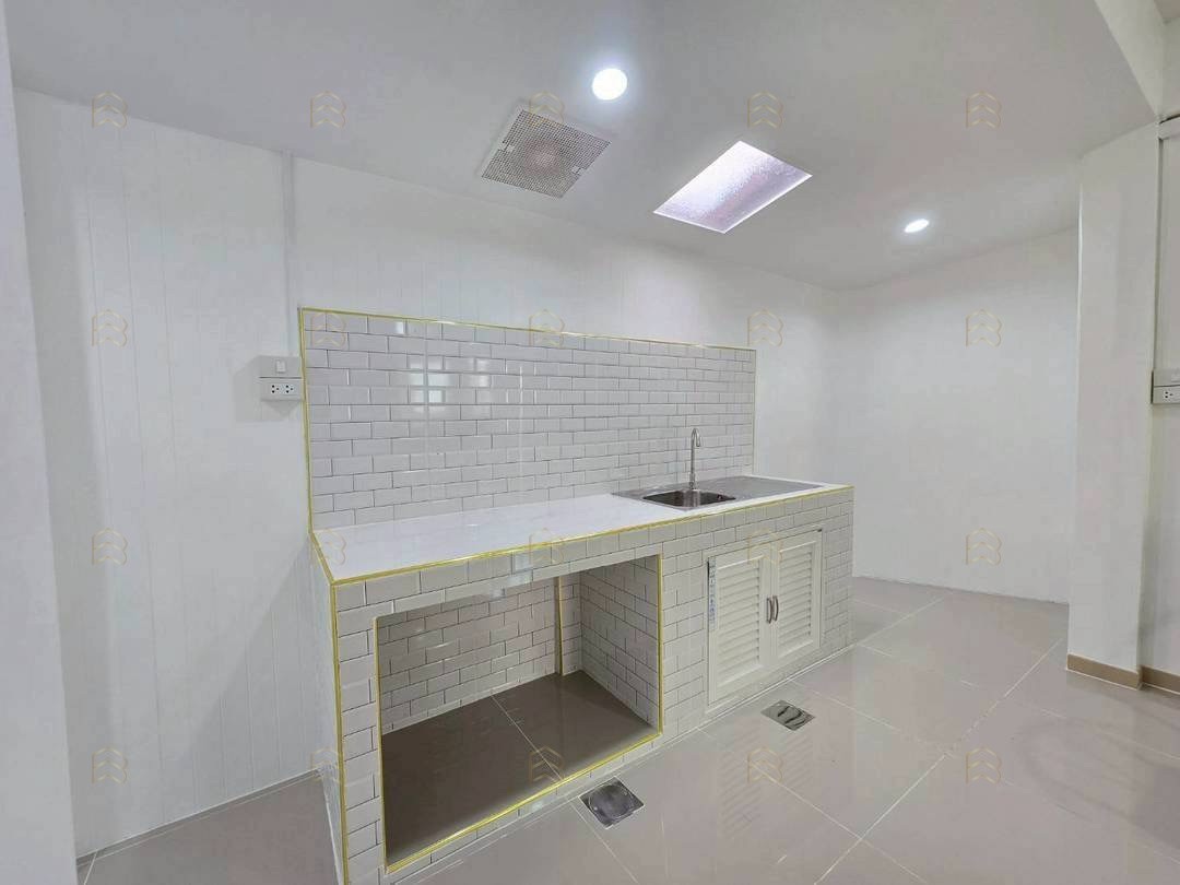 ขายบ้านหลังริม หมู่บ้านพระปิ่น 3 บางใหญ่ 36.2 ตร.ว. พื้นที่เยอะ 4 นอน 2 น้ำ ใกล้เซ็นทรัลเวสต์เกต - Image 9