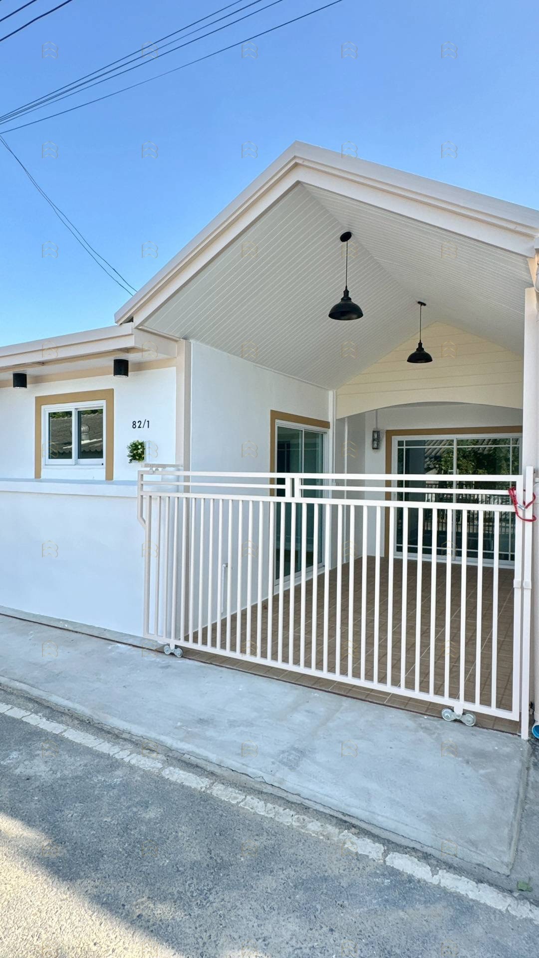 ขายทาวน์เฮาส์ชั้นเดียว หมู่บ้านตะวันงาม ซอยกันตนา บางใหญ่ แต่งใหม่พร้อมอยู่ หน้าบ้านไม่ชนใคร - Image 2