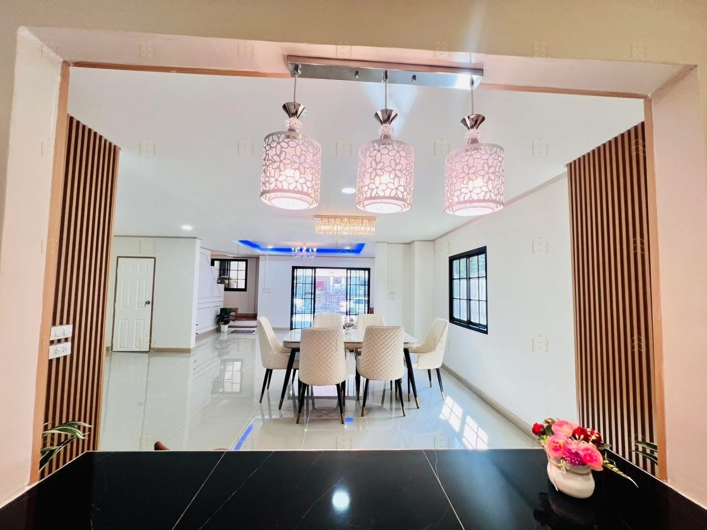 For sale: Modern renovation | 40 sq.wa | 4br 3ba | walk-in closet | fully furnished | 300m from rattanathibet rd - Image 6