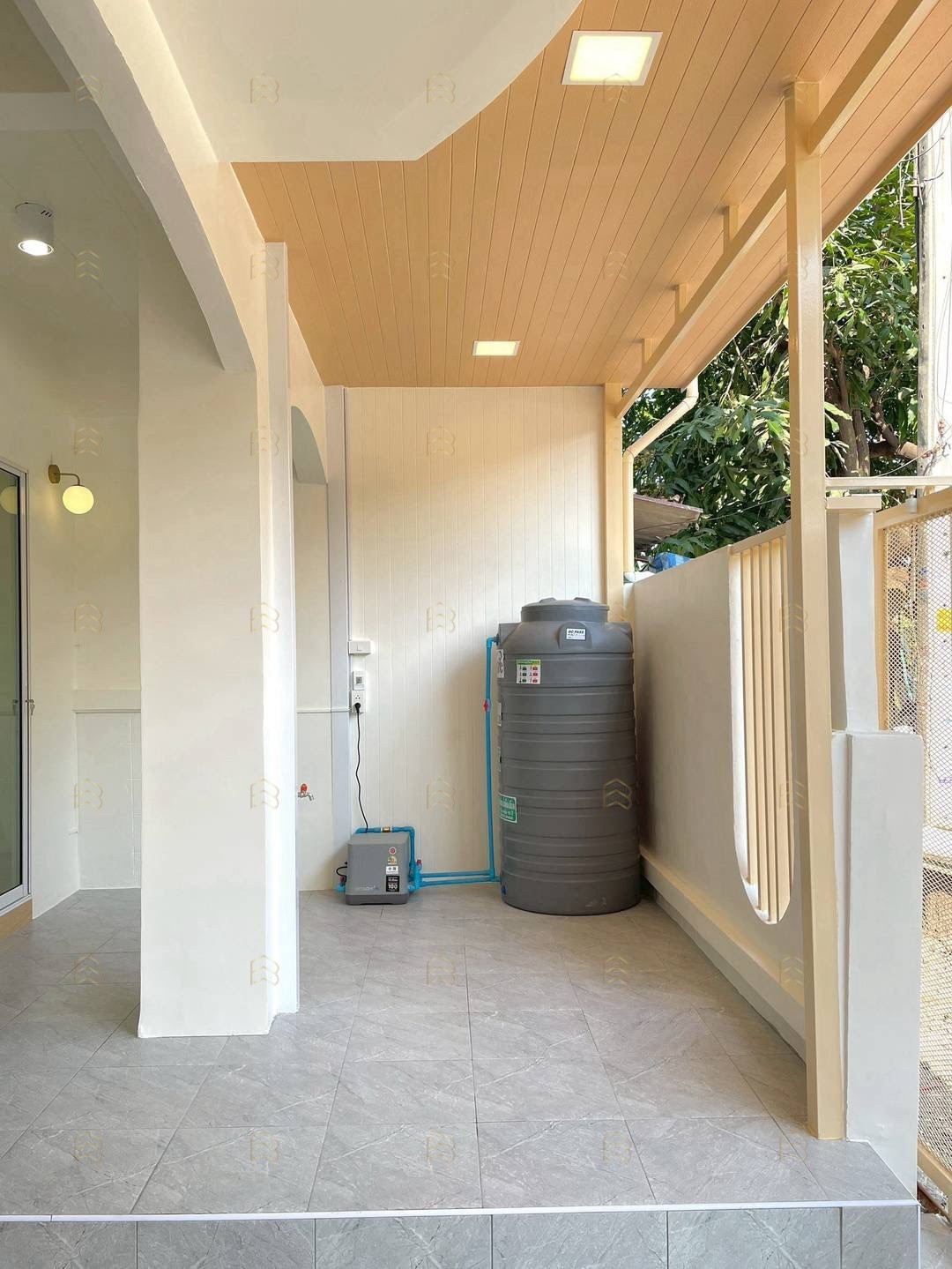 ขายทาวน์เฮาส์ 2 ชั้น หมู่บ้านปิยวรารมย์ 1 บางกรวย-ไทรน้อย เนื้อที่กว้าง 22 ตร.ว. ถนนเมนค้าขายได้ - Image 4