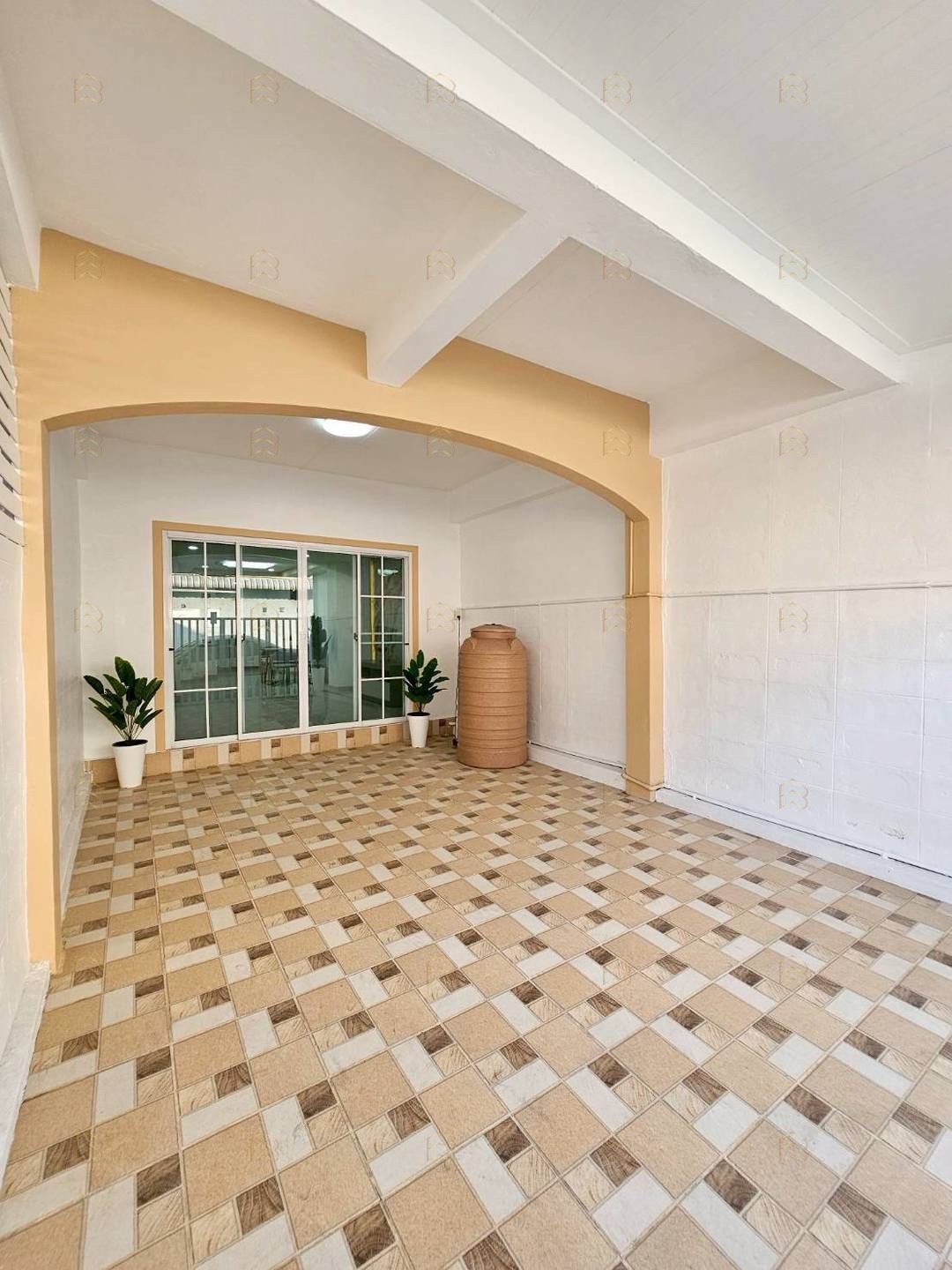 ขายทาวน์เฮ้าส์ 2 ชั้น หมู่บ้านบัวทองธานี ทำเลดีต้นโครงการ เดินทางสะดวกใกล้ท่ารถตู้และถนนกาญจนาภิเษก - Image 2