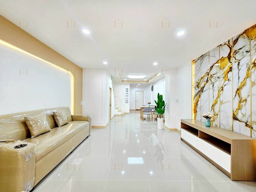 ขายทาวน์เฮ้าส์ 2 ชั้น หมู่บ้านบัวทองธานี ทำเลดีต้นโครงการ เดินทางสะดวกใกล้ท่ารถตู้และถนนกาญจนาภิเษก - Image 4