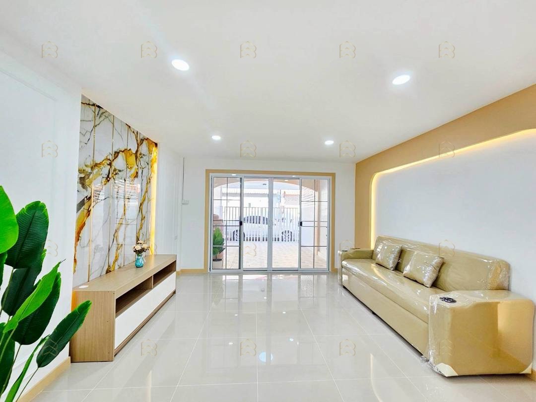 ขายทาวน์เฮ้าส์ 2 ชั้น หมู่บ้านบัวทองธานี ทำเลดีต้นโครงการ เดินทางสะดวกใกล้ท่ารถตู้และถนนกาญจนาภิเษก - Image 10