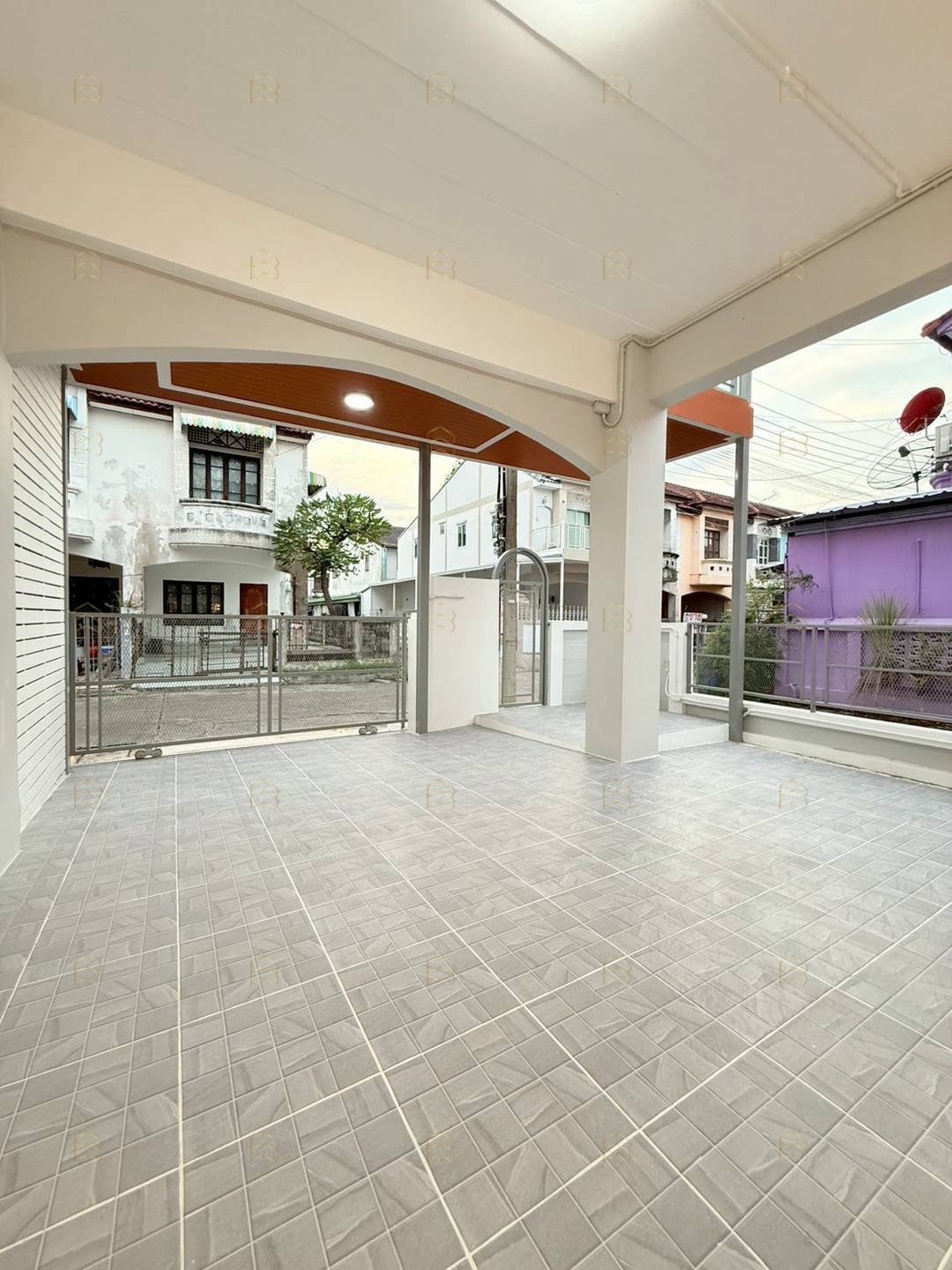 ขายทาวน์เฮาส์ 2 ชั้น หมู่บ้านนันทิชา 3/8 ทำเลบ้านกล้วย-ไทรน้อย หลังมุมพื้นที่กว้าง ตกแต่งใหม่พร้อมอยู่ - Image 7